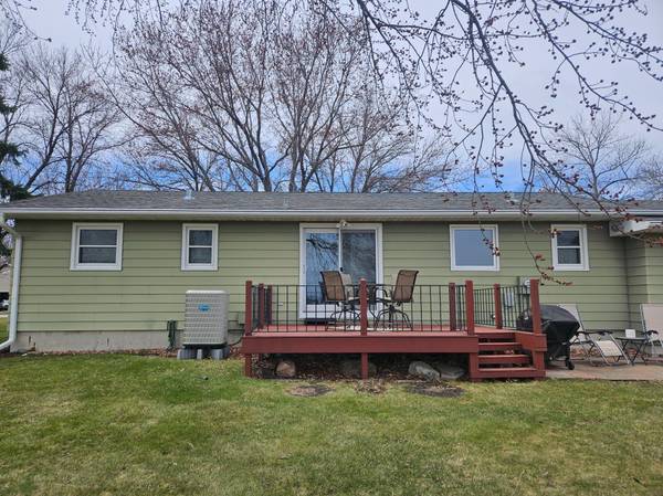 306 Enterprise DR, Mooreton, ND 58061