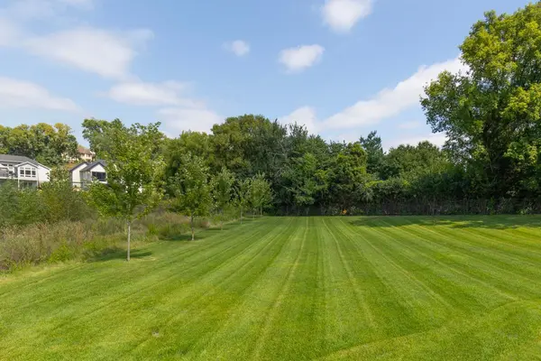 16860 Valley RD, Eden Prairie, MN 55347