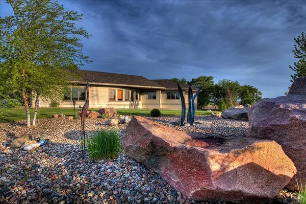 2350 NW 26th ST, Owatonna, MN 55060