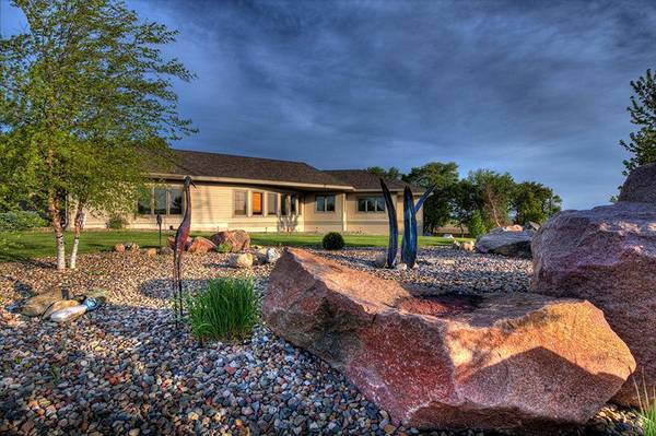 2350 NW 26th ST, Owatonna, MN 55060