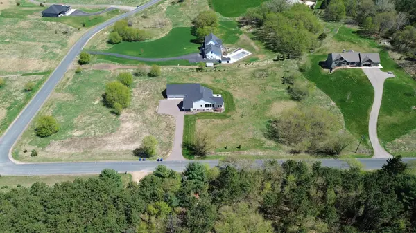 1191 42nd ST, Hudson, WI 54016