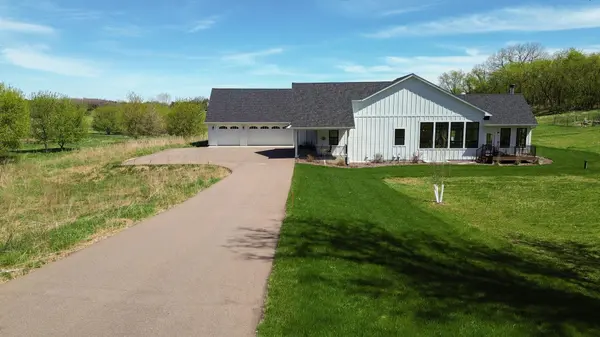 1191 42nd ST, Hudson, WI 54016