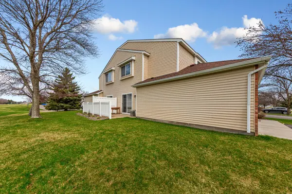 6413 158th ST W, Apple Valley, MN 55124