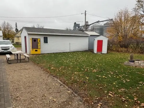 211 9th ST S, Breckenridge, MN 56520