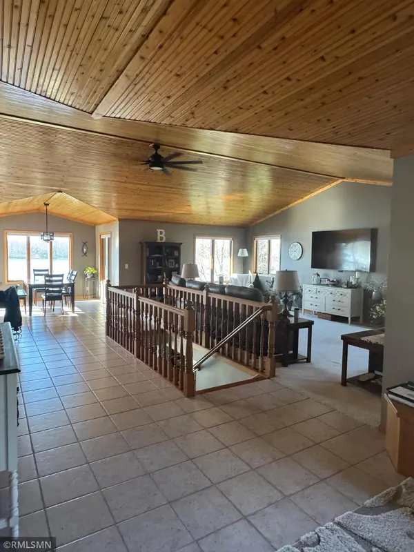 16188 Svend LN NW, Evansville, MN 56326