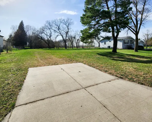 406 N 11th ST, Olivia, MN 56277
