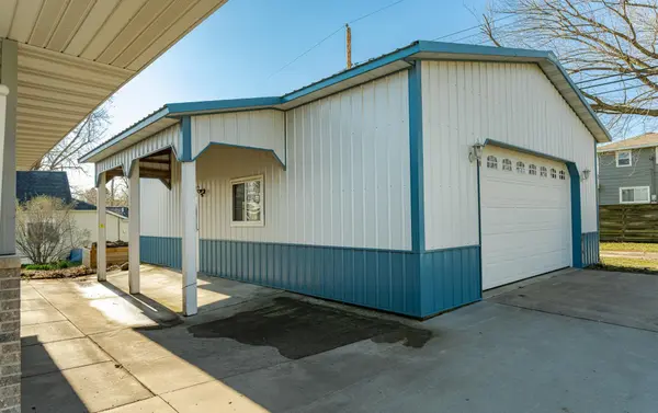 213 Main ST N, Claremont, MN 55924