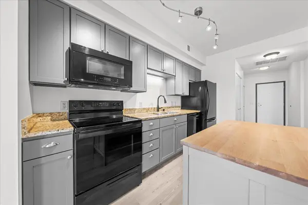 4500 Chicago AVE S #210, Minneapolis, MN 55407