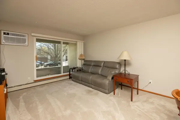 1911 Viking DR NW #25, Rochester, MN 55901