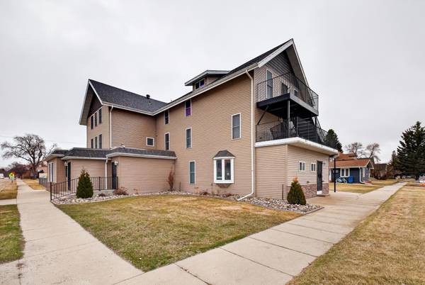 202 3rd AVE SE, Barnesville, MN 56514