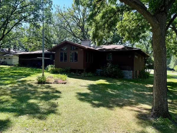 2426 Cooper AVE S, Saint Cloud, MN 56301