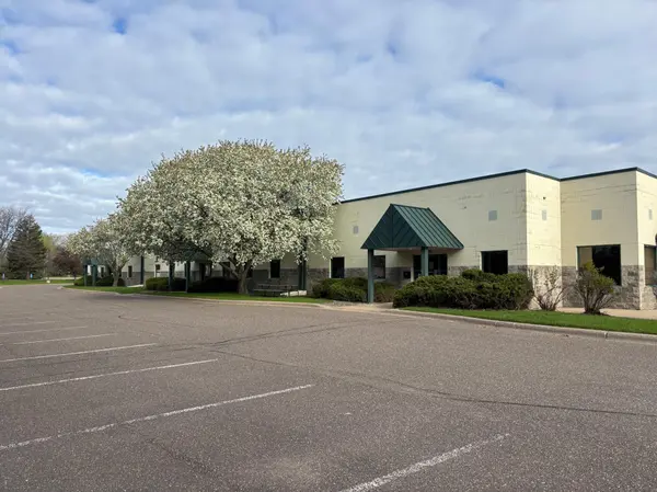 1765 Buerkle RD, White Bear Lake, MN 55110
