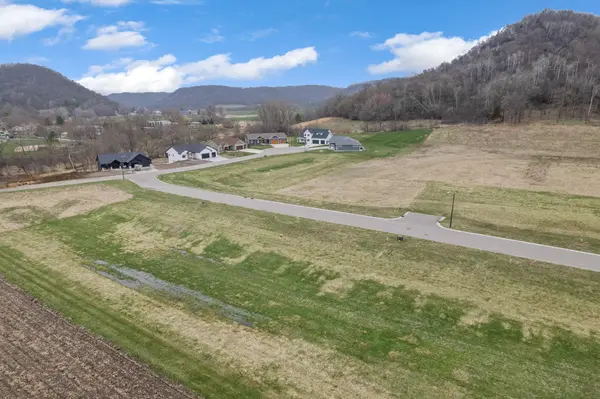 255 Pheasant RUN, Rollingstone, MN 55959
