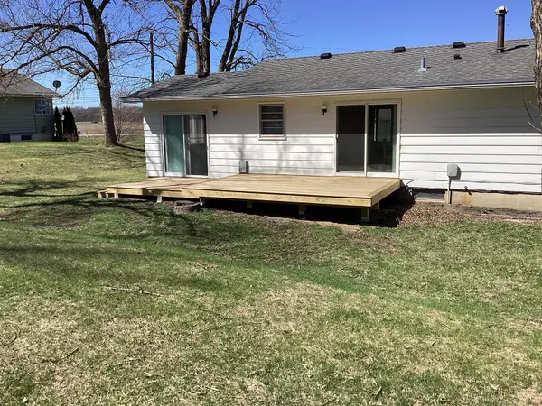 2418 Main ST W, Albert Lea, MN 56007