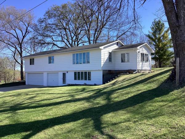 2418 Main ST W, Albert Lea, MN 56007
