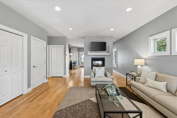 4304 Stevens AVE, Minneapolis, MN 55409