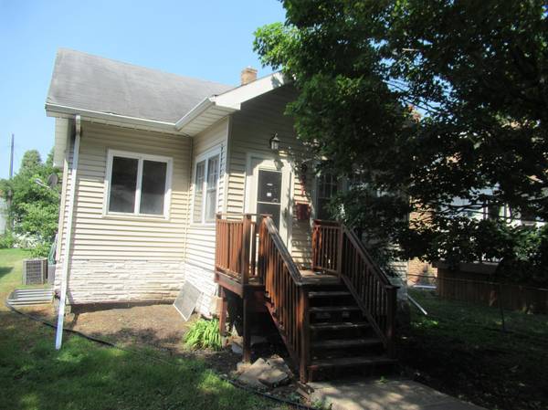 921 20th AVE SE, Minneapolis, MN 55414