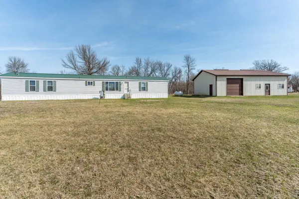 28162 Redhead DR, Underwood, MN 56586