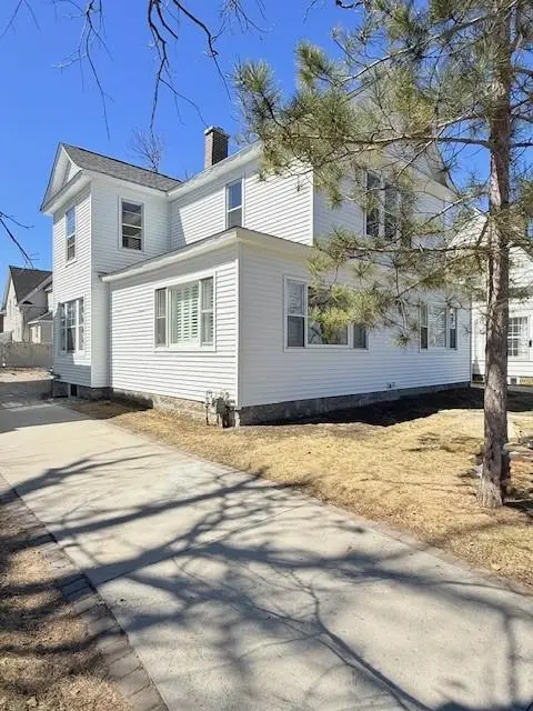 609 Lake BLVD NE, Bemidji, MN 56601