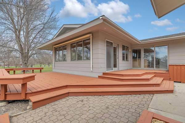 3604 Crestwood DR NE, Alexandria, MN 56308
