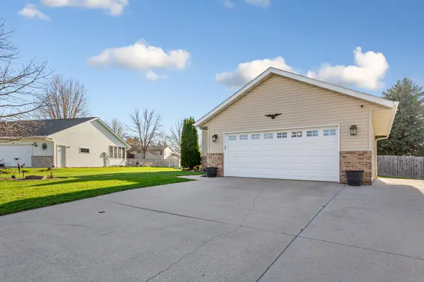1840 Field Stone AVE SE, Owatonna, MN 55060