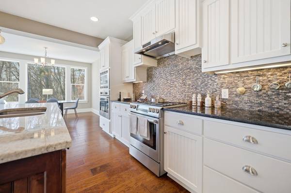 14267 Shady Beach DR NE, Prior Lake, MN 55372