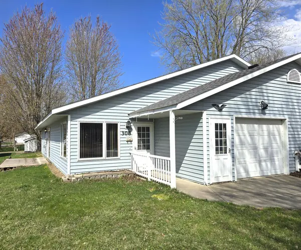 308 N Renville ST, Winthrop, MN 55396