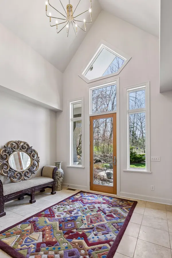 23171 Woodland Ridge DR, Lakeville, MN 55044