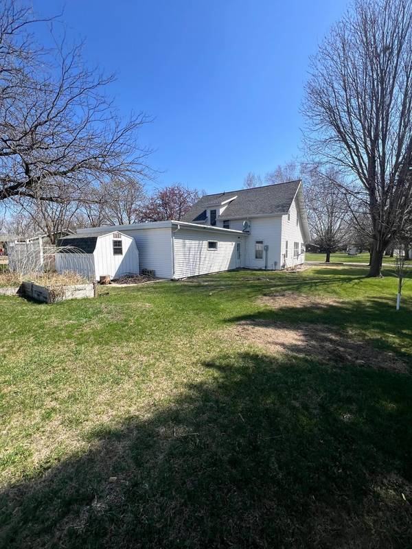 521 9th AVE, Madison, MN 56256