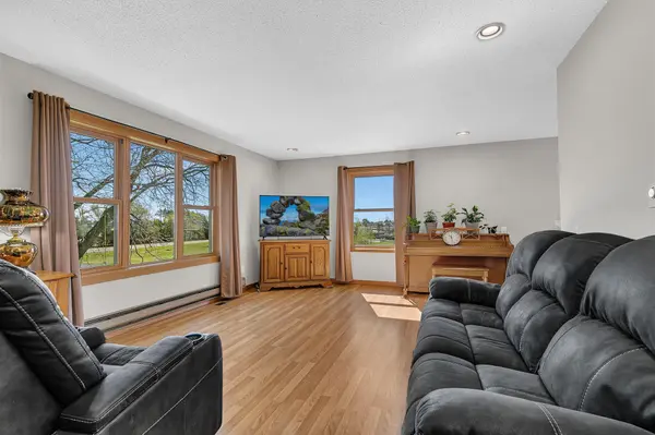 7481 State ST, Clear Lake, MN 55319