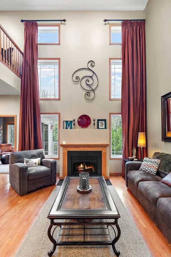 15569 Lilac DR, Eden Prairie, MN 55347