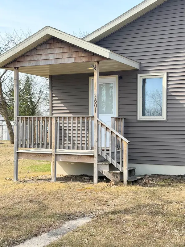 601 Main ST S, Karlstad, MN 56732