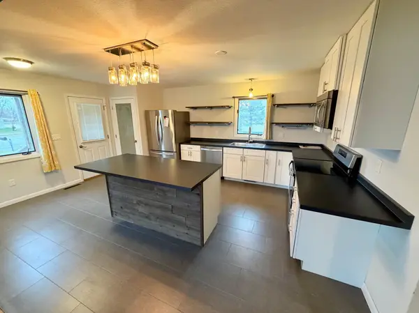 601 Main ST S, Karlstad, MN 56732