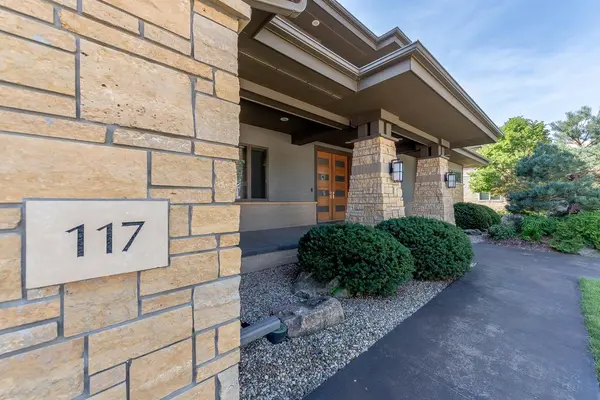 117 Sienna CIR, Mankato, MN 56001