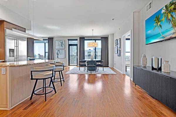 740 Portland AVE #1614, Minneapolis, MN 55415