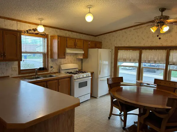 2067 Cornell DR, Mounds View, MN 55112