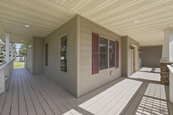 1203 Liberty CT, Sartell, MN 56377