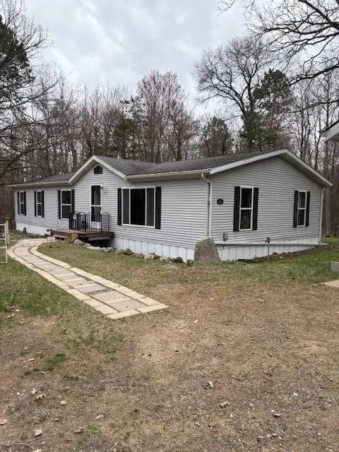 7869 Lunar LN, Pequot Lakes, MN 56472