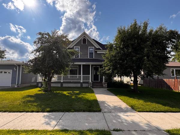 712 Burke AVE, Harvey, ND 58341