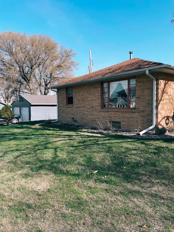 414 Park ST, Jackson, MN 56143
