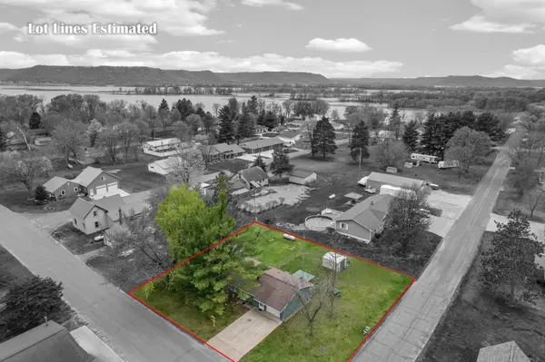 526 S Herman ST, Buffalo City, WI 54622