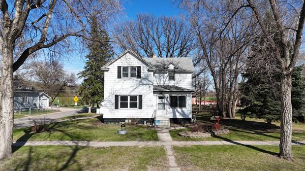 404 2nd ST S, Wahpeton, ND 58075