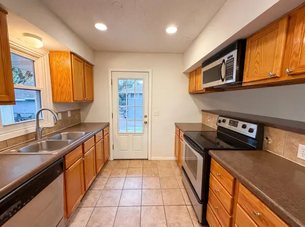 2807 Ohenry RD, Brooklyn Center, MN 55430