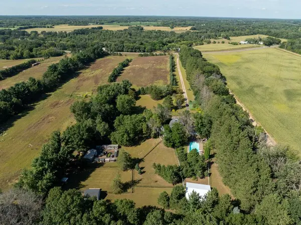 9588 County Road 5 NE, North Branch, MN 55056