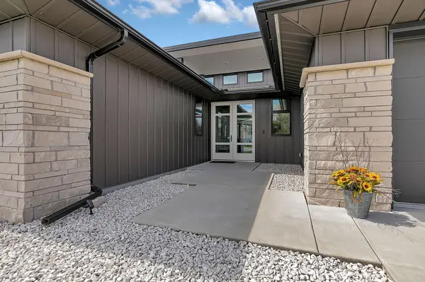 2137 Tamarack DR, Saint Cloud, MN 56301