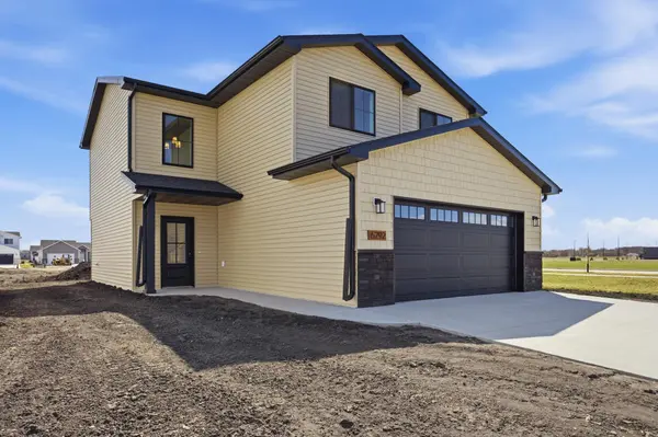 6292 85th AVE S, Horace, ND 58047