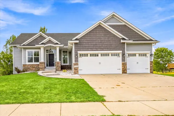 22508 Zion Pkwy NW, Oak Grove, MN 55005