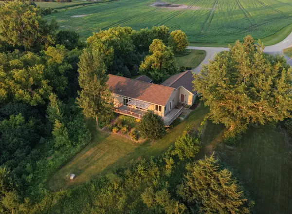 20799 457th AVE, Morris, MN 56267