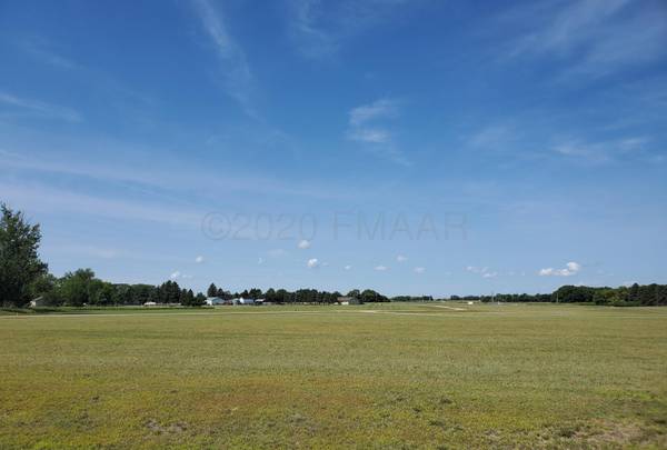520 SEBENS DR, Milnor, ND 58060