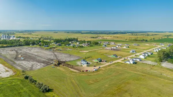 705 LORRAINE WAY, Colfax, ND 58018